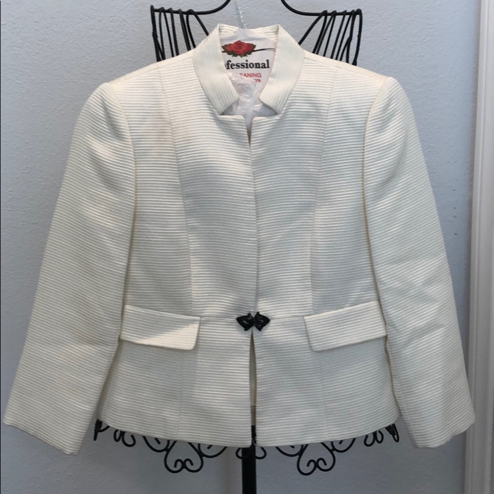 Black & white business suit for pageant interview